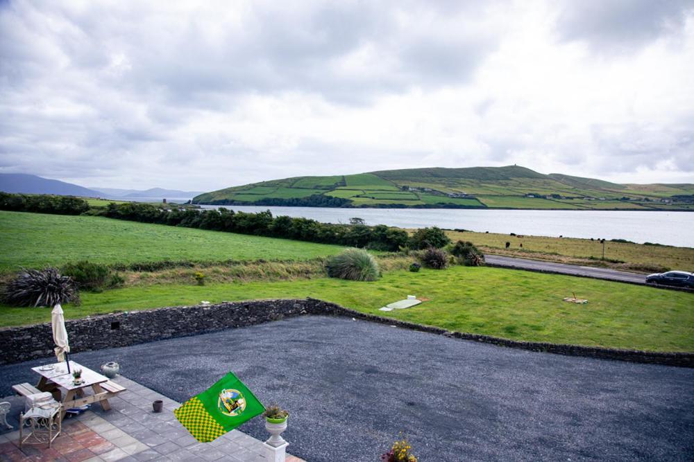 Half Door House Hotell Dingle Exteriör bild
